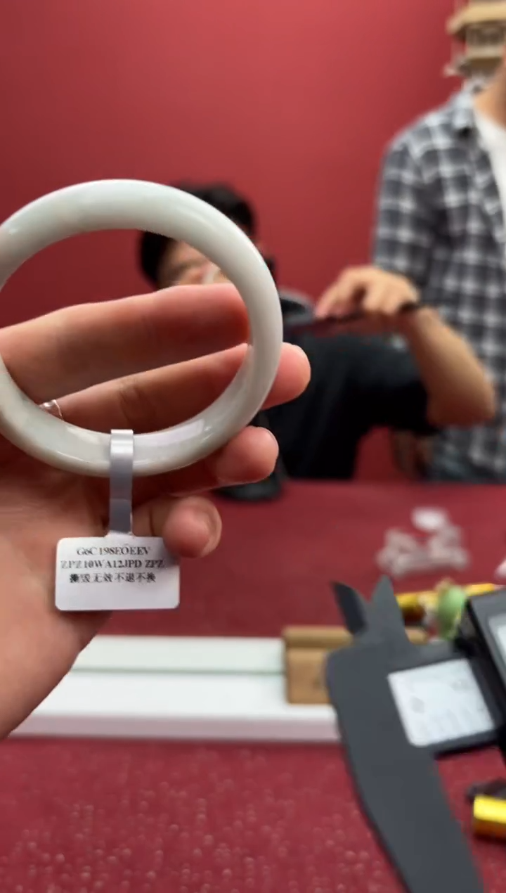 【闪购商品】翡翠手镯未镶嵌4手镯