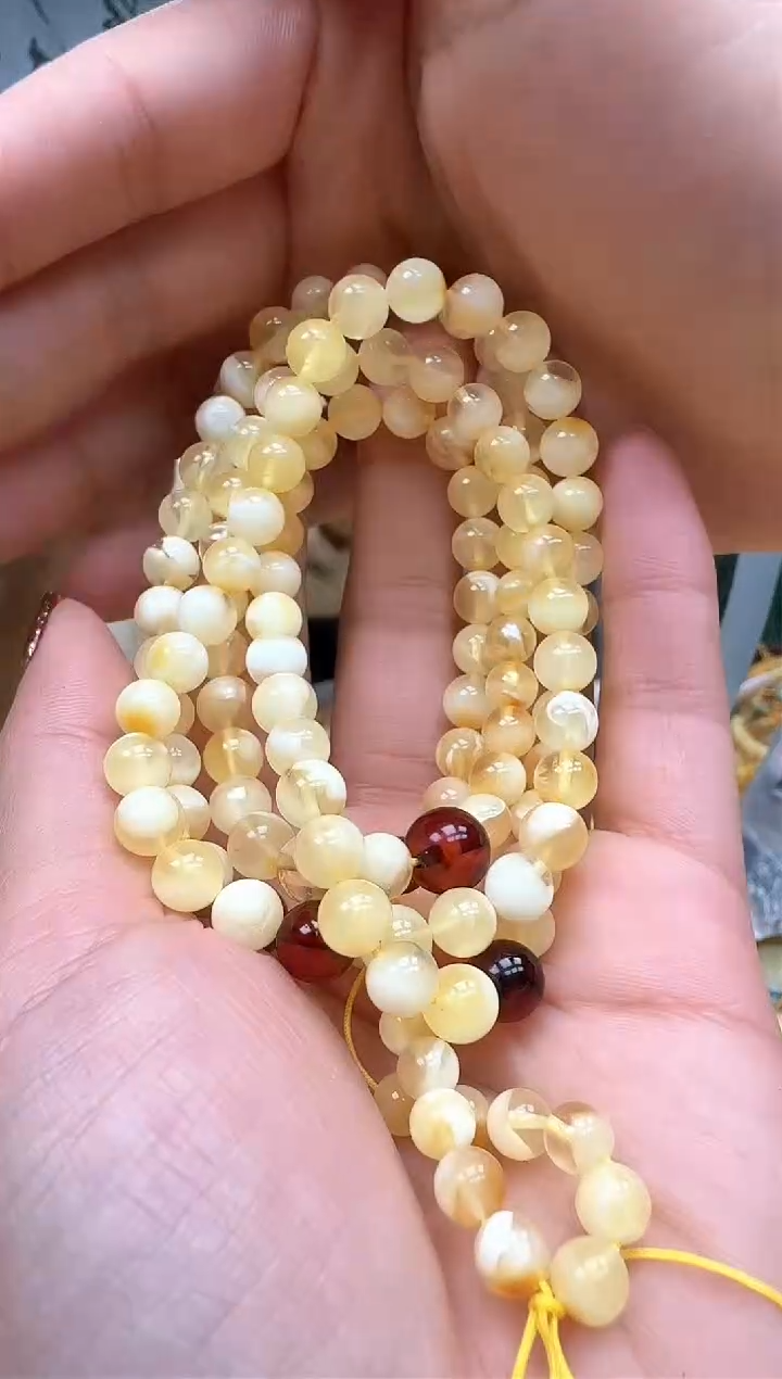 【闪购商品】琥珀裸石未镶嵌项链