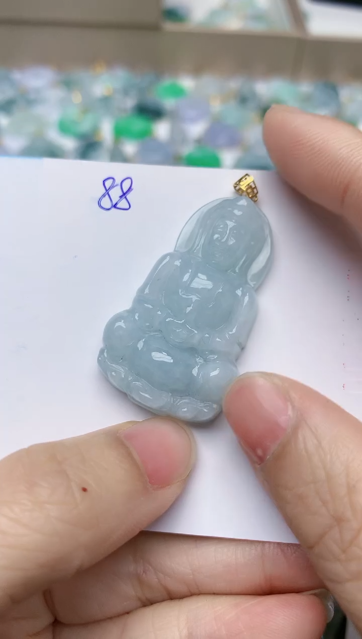 【闪购商品】翡翠颈饰18K金镶嵌天然翡翠A货    88