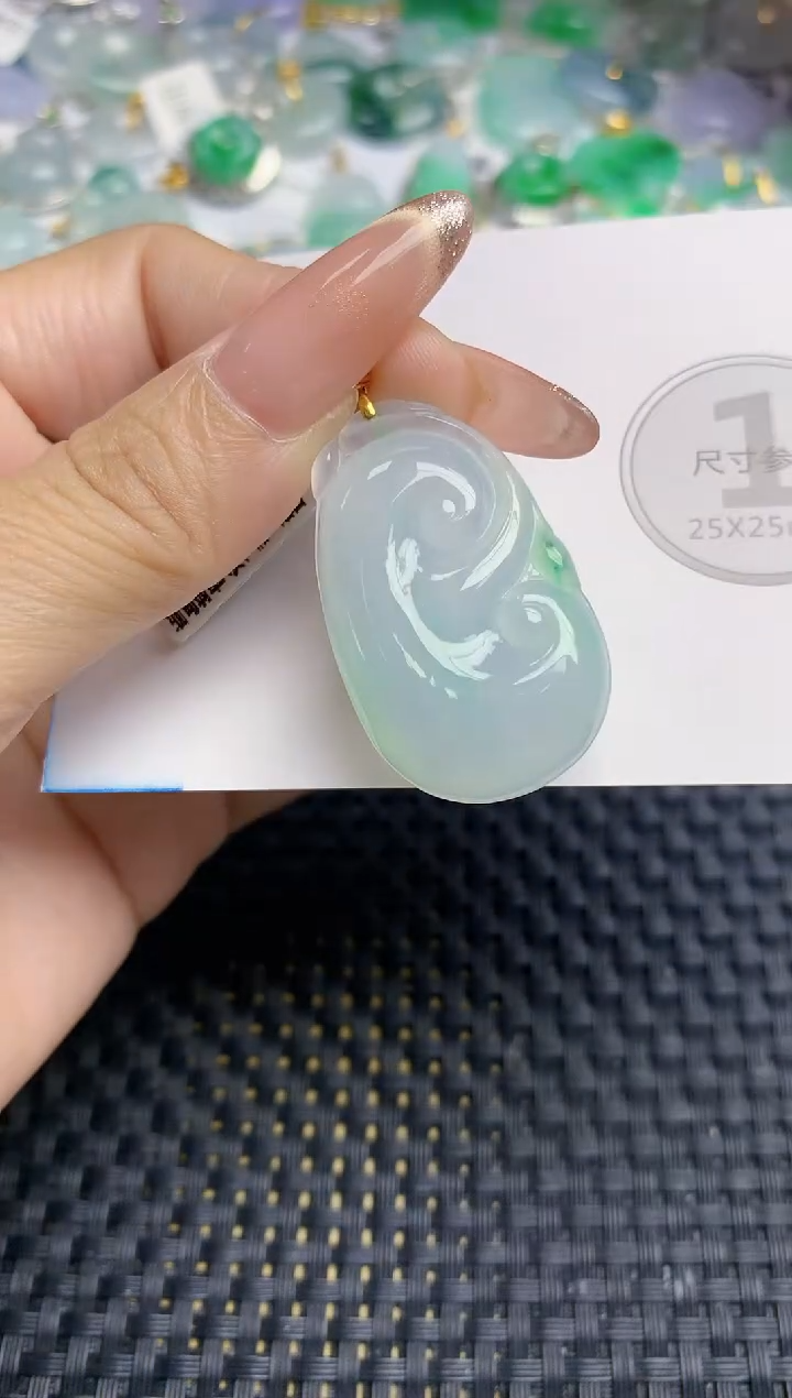 颈饰18K金镶嵌翡翠天然缅甸A货翡翠百元以上9元证书费自理