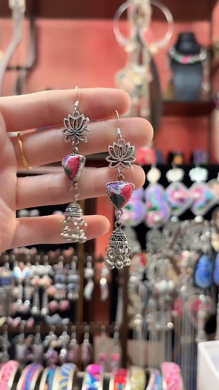 织绣 云织谣民族风精美饰品   164