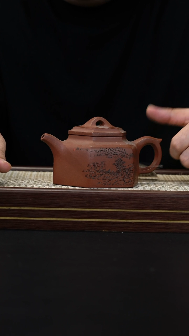 茶壶紫砂121 六方德钟 周颖