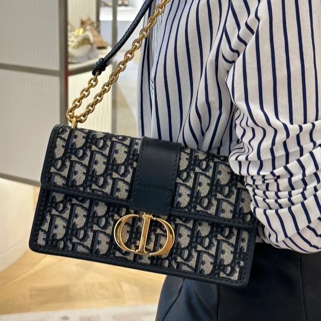 95新 DIOR/迪奥 DIOR/迪奥 蒙田30小号斜挎包bwz13111