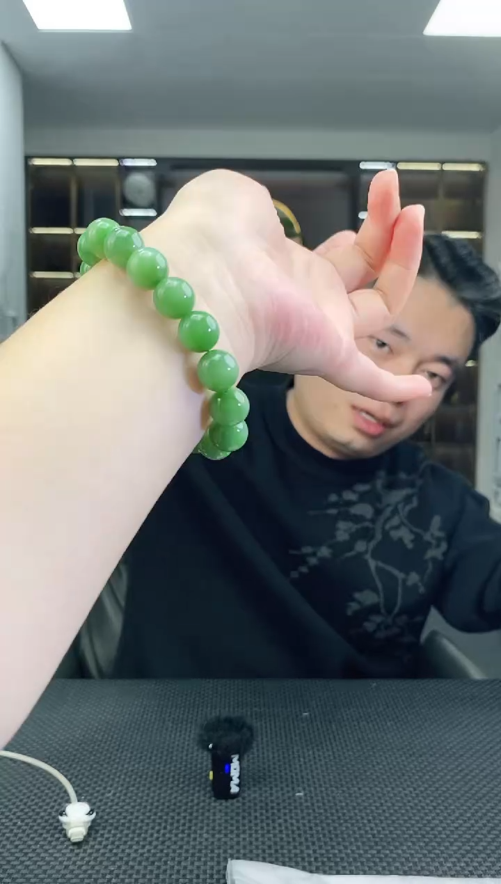 颈饰未镶嵌和田玉碧玉圆珠卡12手串