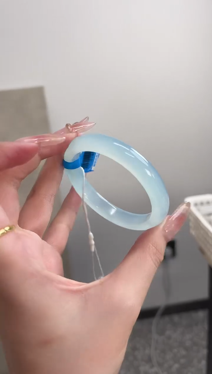 【闪购商品】玛瑙/玉髓手镯未镶嵌54圈