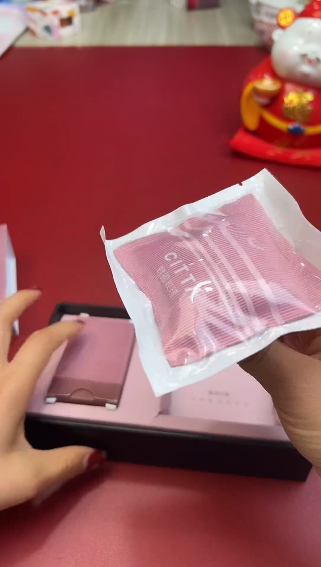 高端瓷器，全场大漏!8P98
