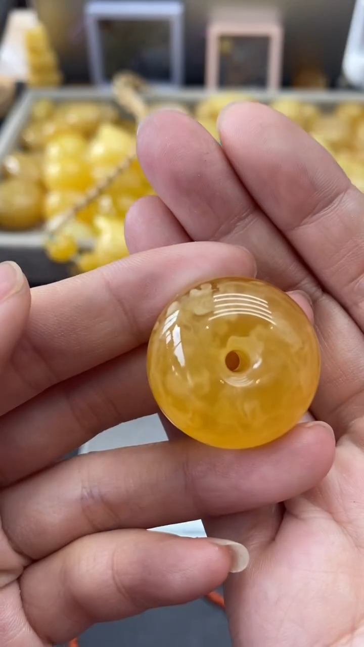 琥珀未镶嵌珠宝奇石2985