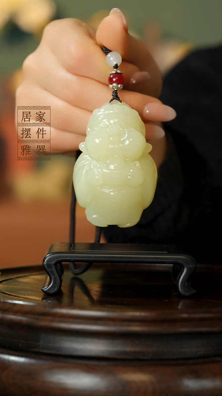 玉《丰盈在握》摆件