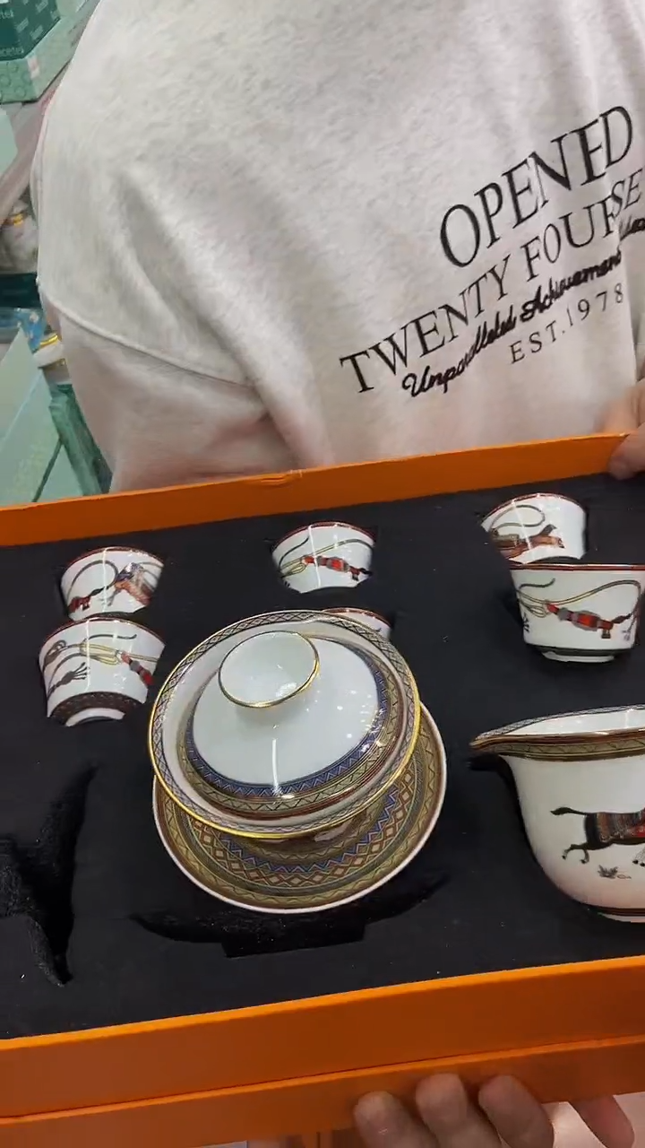 【闪购商品】鸿辉家品牌瓷器，京东包邮！