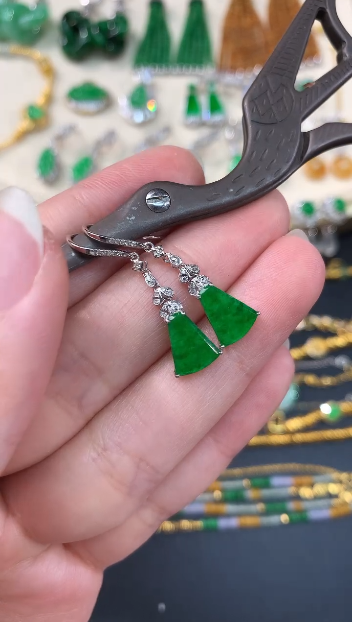 【闪购商品】翡翠耳饰18K金镶嵌A415|5500