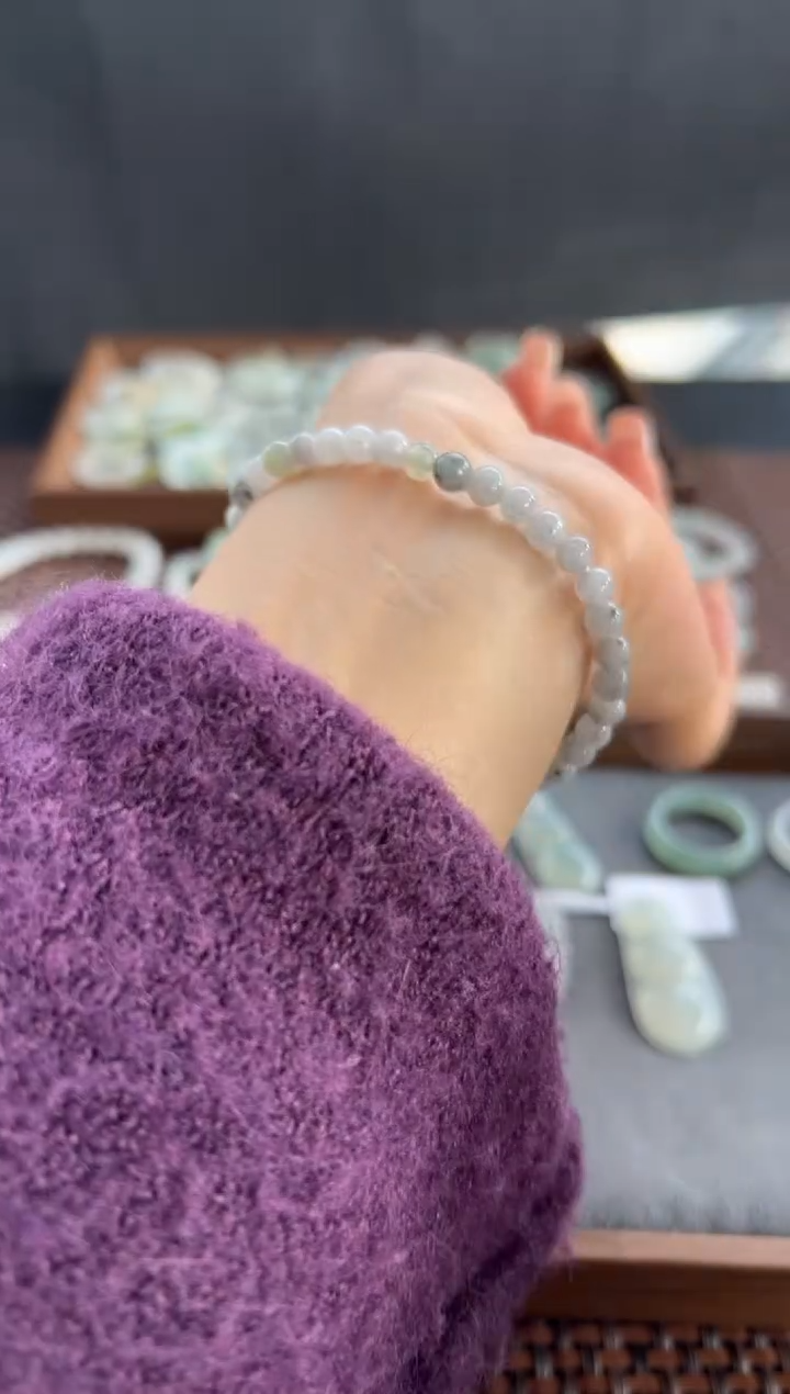 【闪购商品】翡翠手串未镶嵌214买断