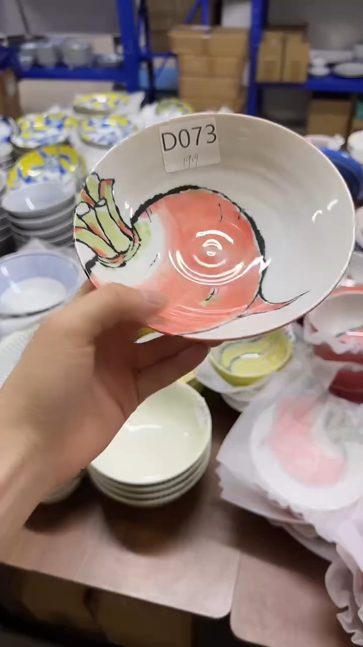 圆形日本进口陶瓷餐具 17厘米深钵