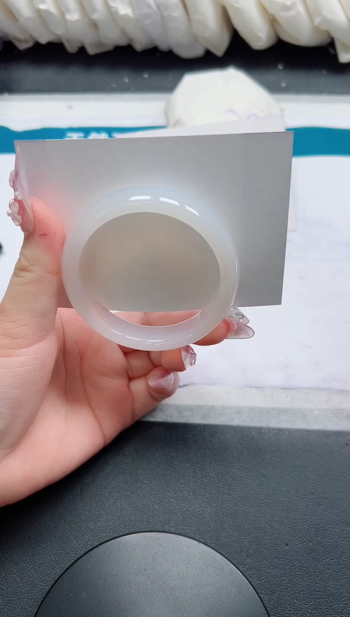 石英质玉手镯未镶嵌154-53