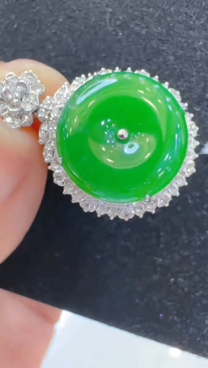 翡翠18K金镶嵌吊坠(不含链)多样性团购发一件