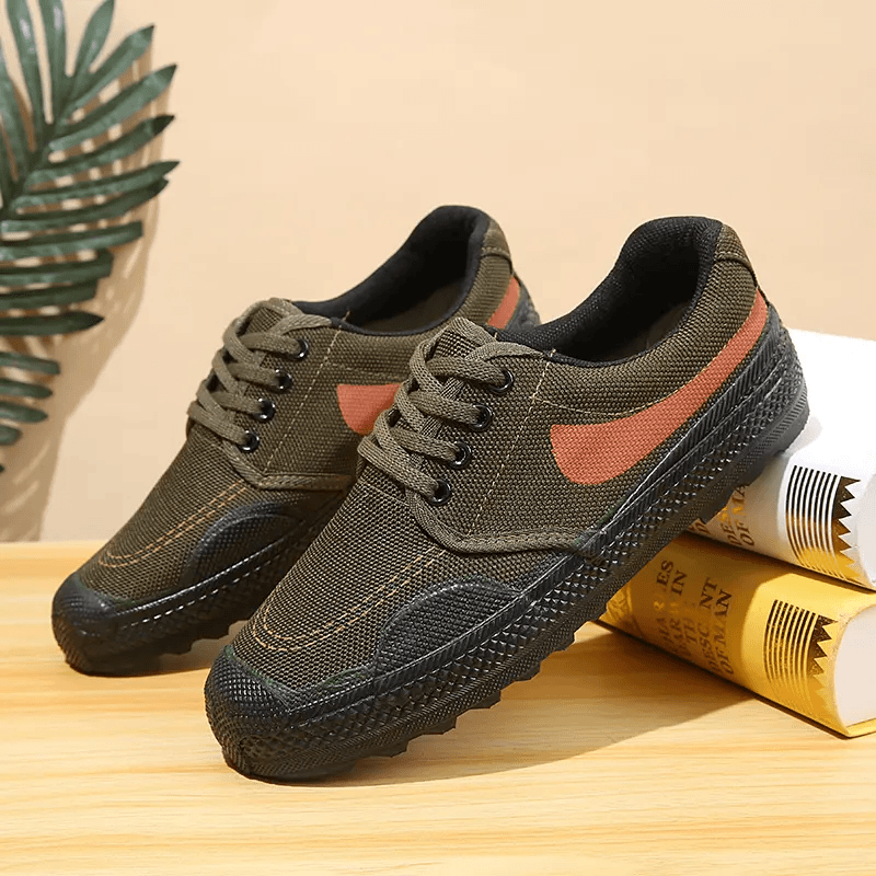 户外登山鞋防滑低帮军训农田干活鞋耐磨劳动鞋胶底迷彩解放鞋