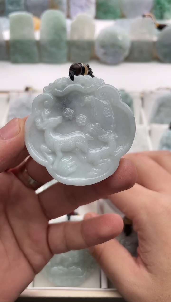 【闪购商品】翡翠颈饰未镶嵌..../3/6/ 93