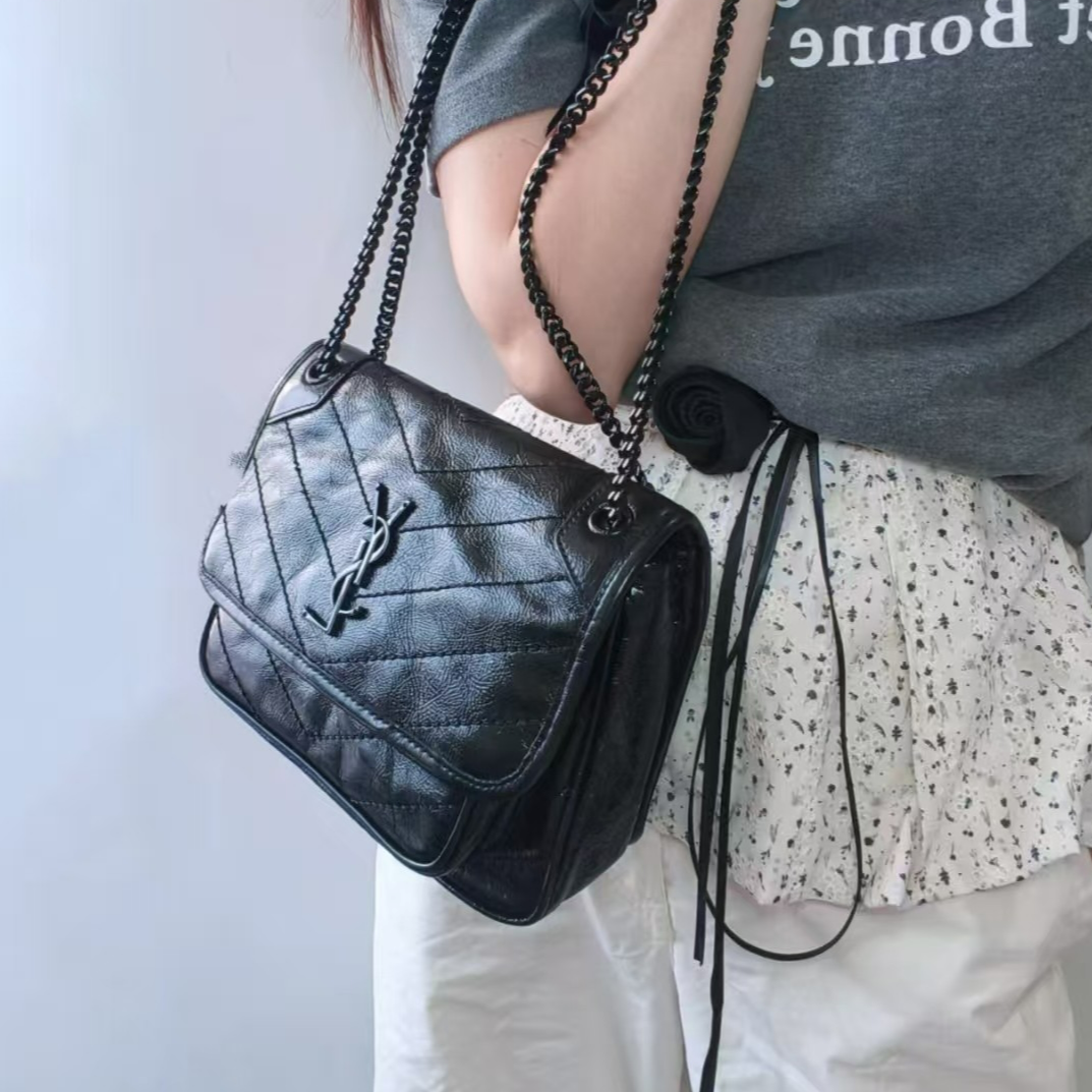 99新 YSL/圣罗兰 青奢荟/经典时尚niki小号黑链斜挎包/63017