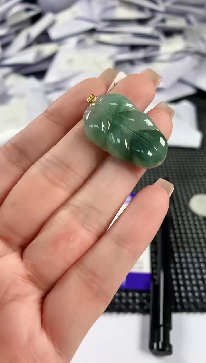 【闪购商品】翡翠颈饰18K金镶嵌翡翠94