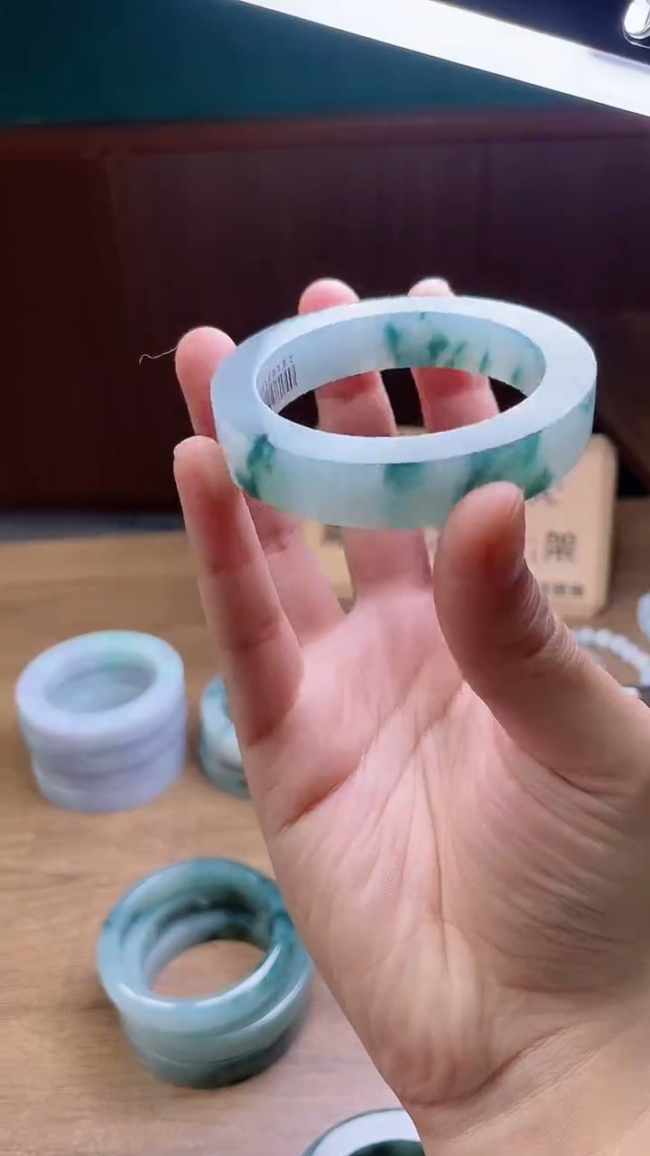 定制翡翠手镯未镶嵌夜****1定制
