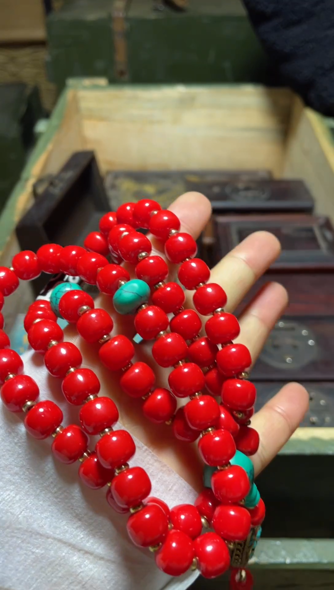 【闪购商品】红项链1件