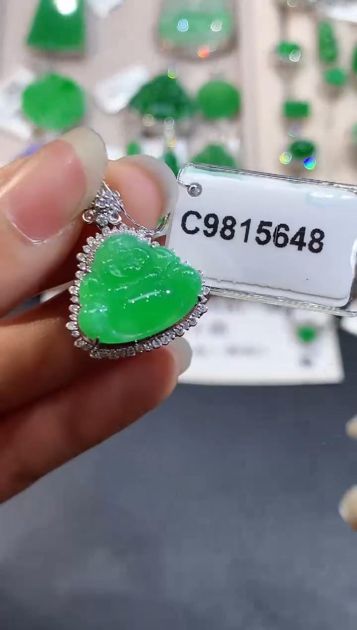 【闪购商品】翡翠18K金镶嵌吊坠(不含链)CJ5648