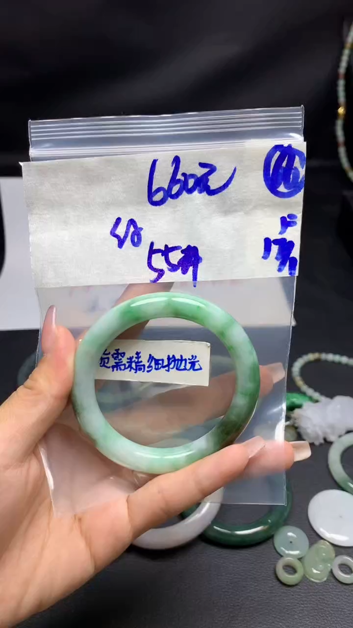 【闪购商品】定制翡翠未镶嵌毛货需精细抛光66号660元55圈