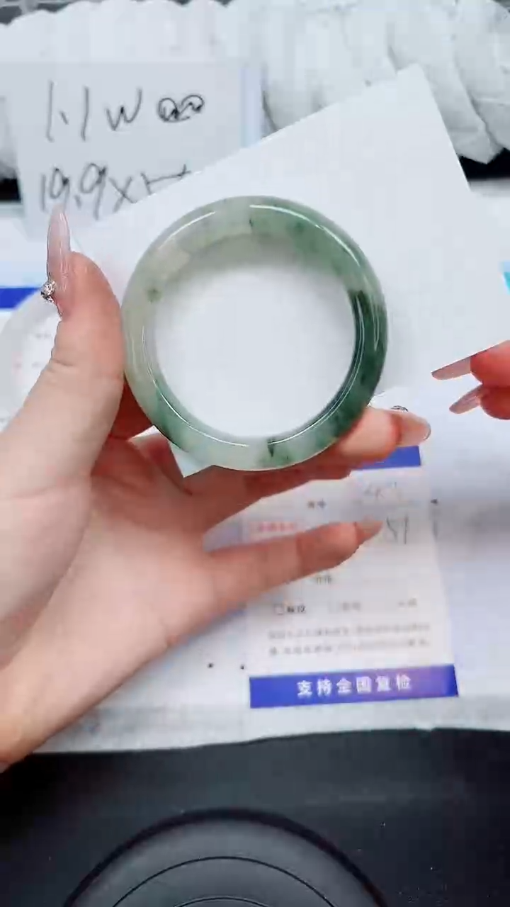 【闪购商品】石英质玉手镯未镶嵌S243-50/51