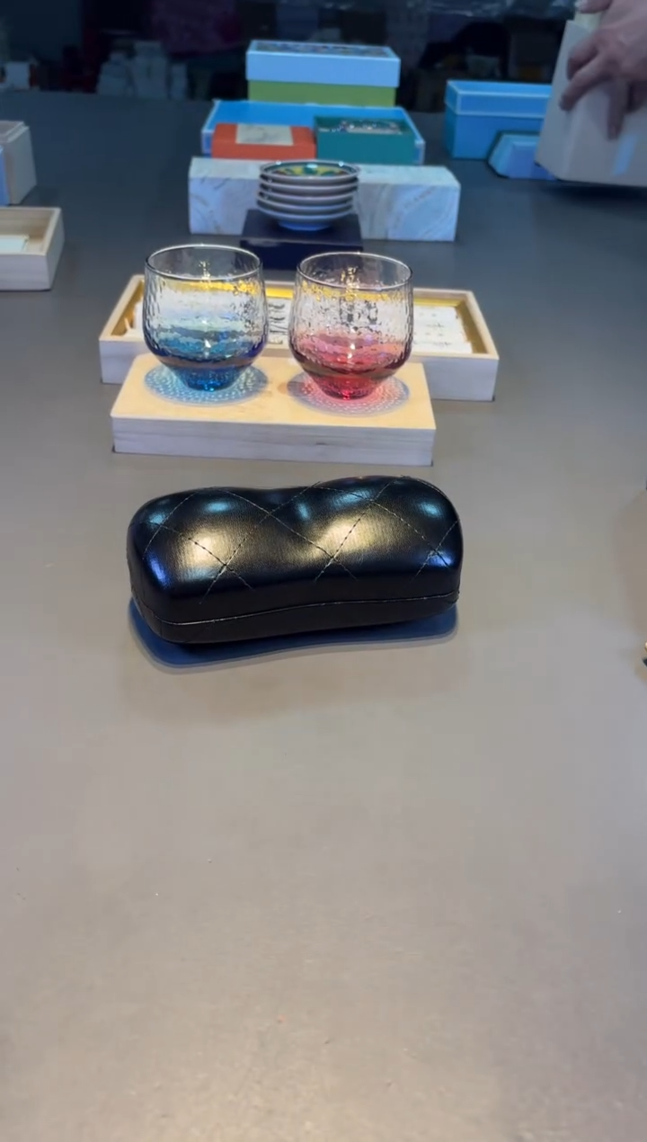 乡黑 小新全球仓小新全球仓小新全球仓