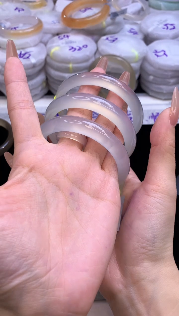 【闪购商品】玛瑙/玉髓手镯未镶嵌1982