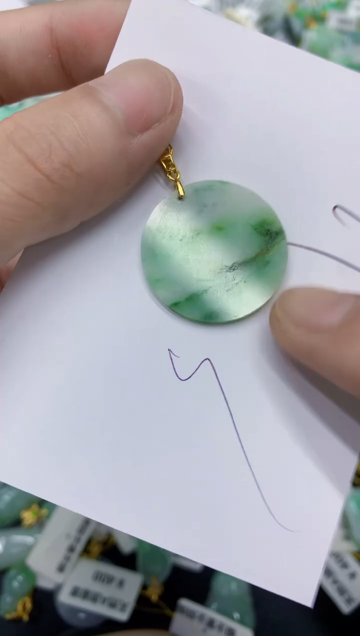 颈饰未镶嵌翡翠翡翠