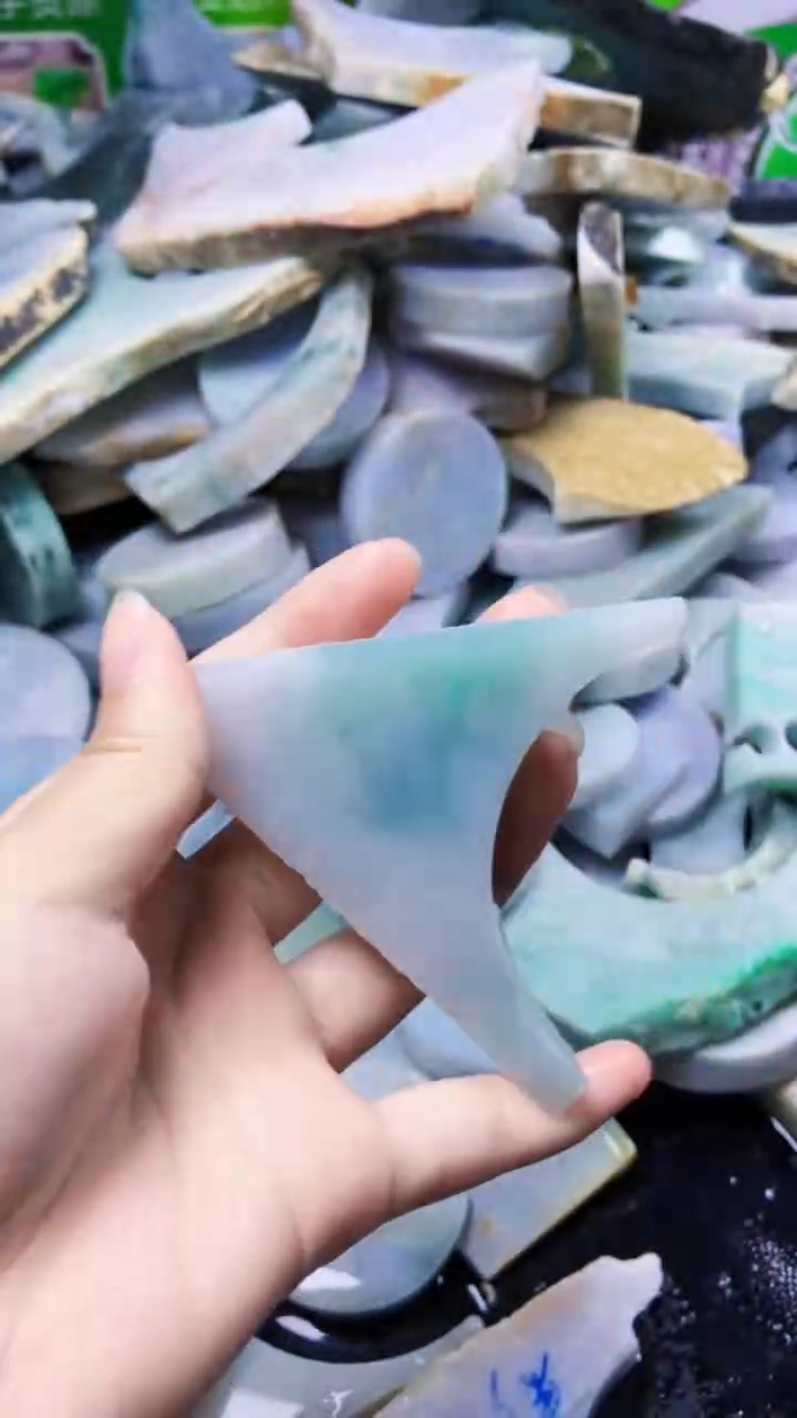 颈饰未镶嵌翡翠新店开业大优惠123