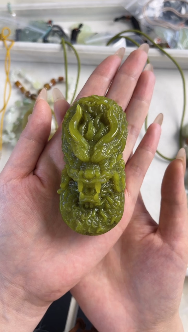 【闪购商品】蛇纹石玉手链合金.