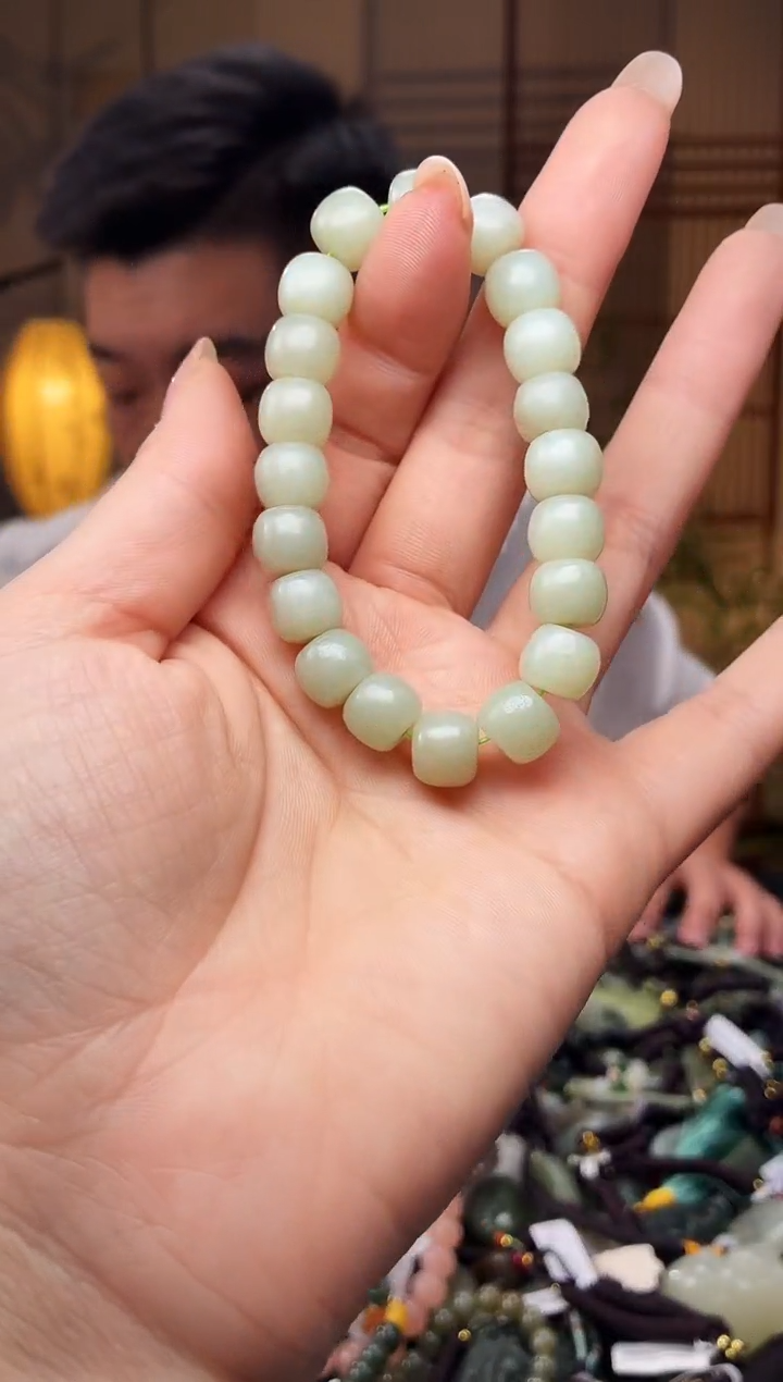 颈饰未镶嵌和田玉多样性发货，拍一发一