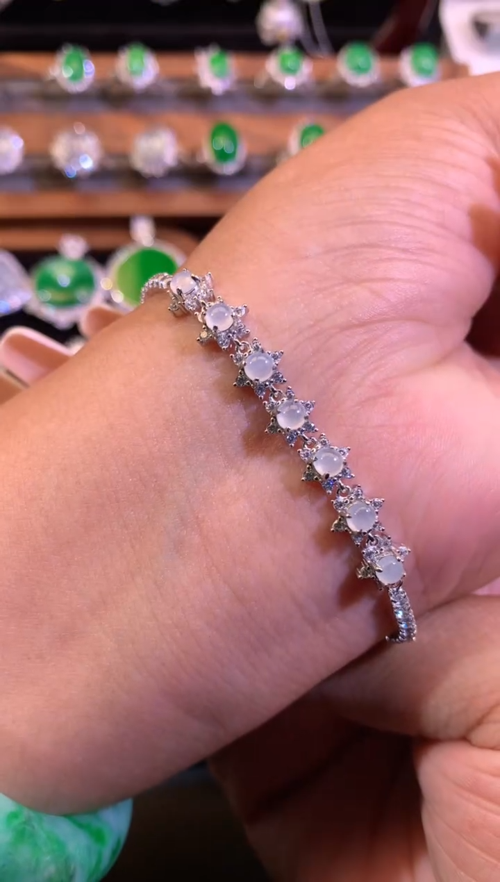 【闪购商品】翡翠手链未镶嵌缅甸天然A货翡翠