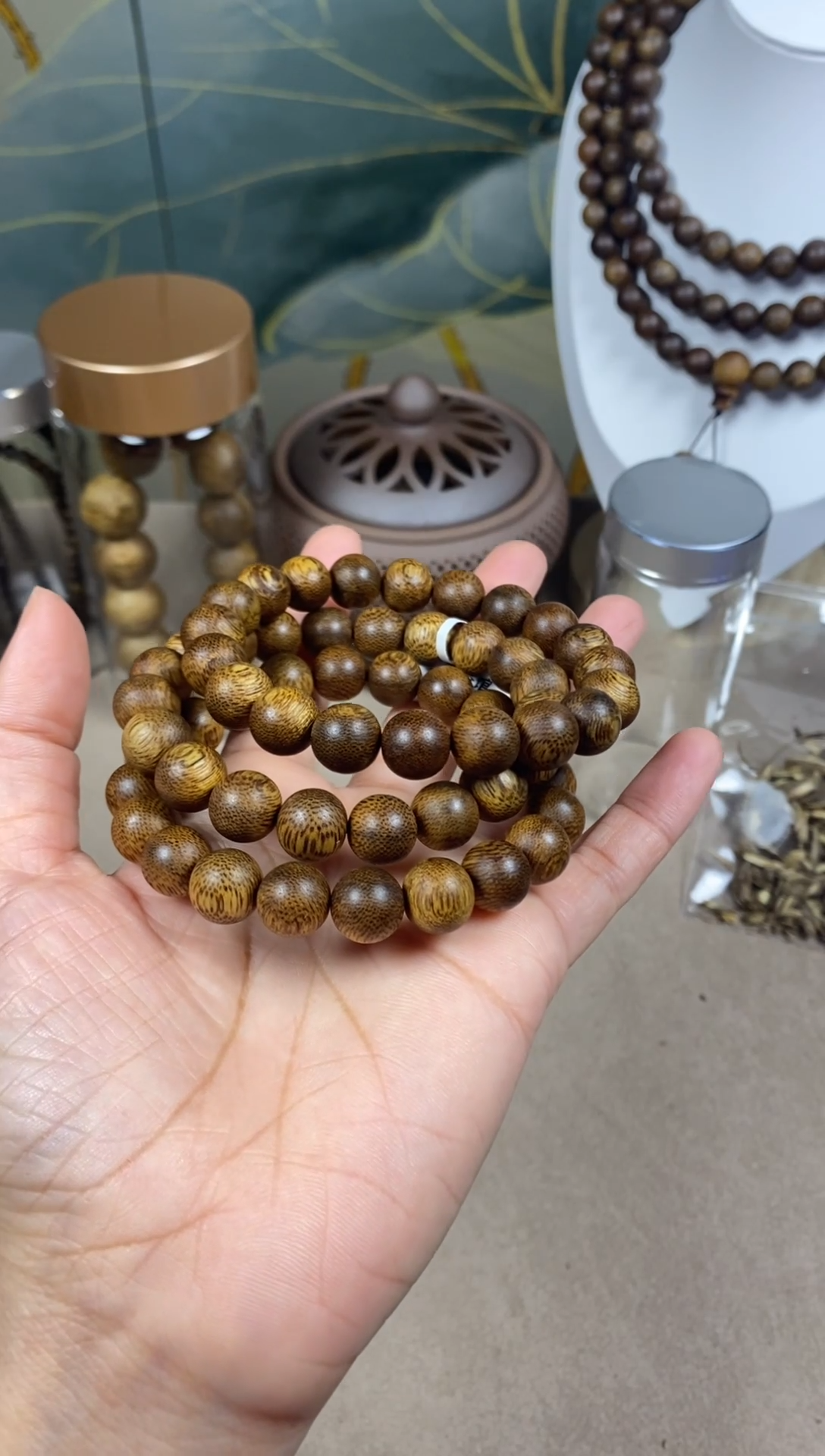 沉香手串乌身圆叶卡1.0 保6克