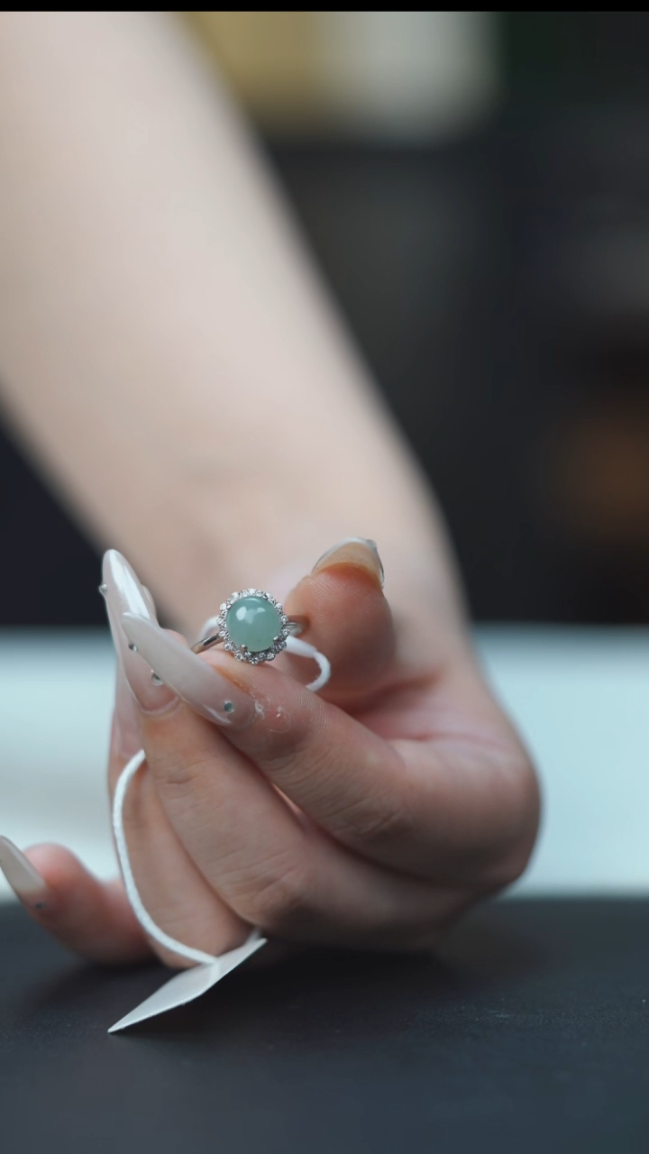 未镶嵌戒指翡翠望*阁天空蓝蛋面开口戒 HA00669