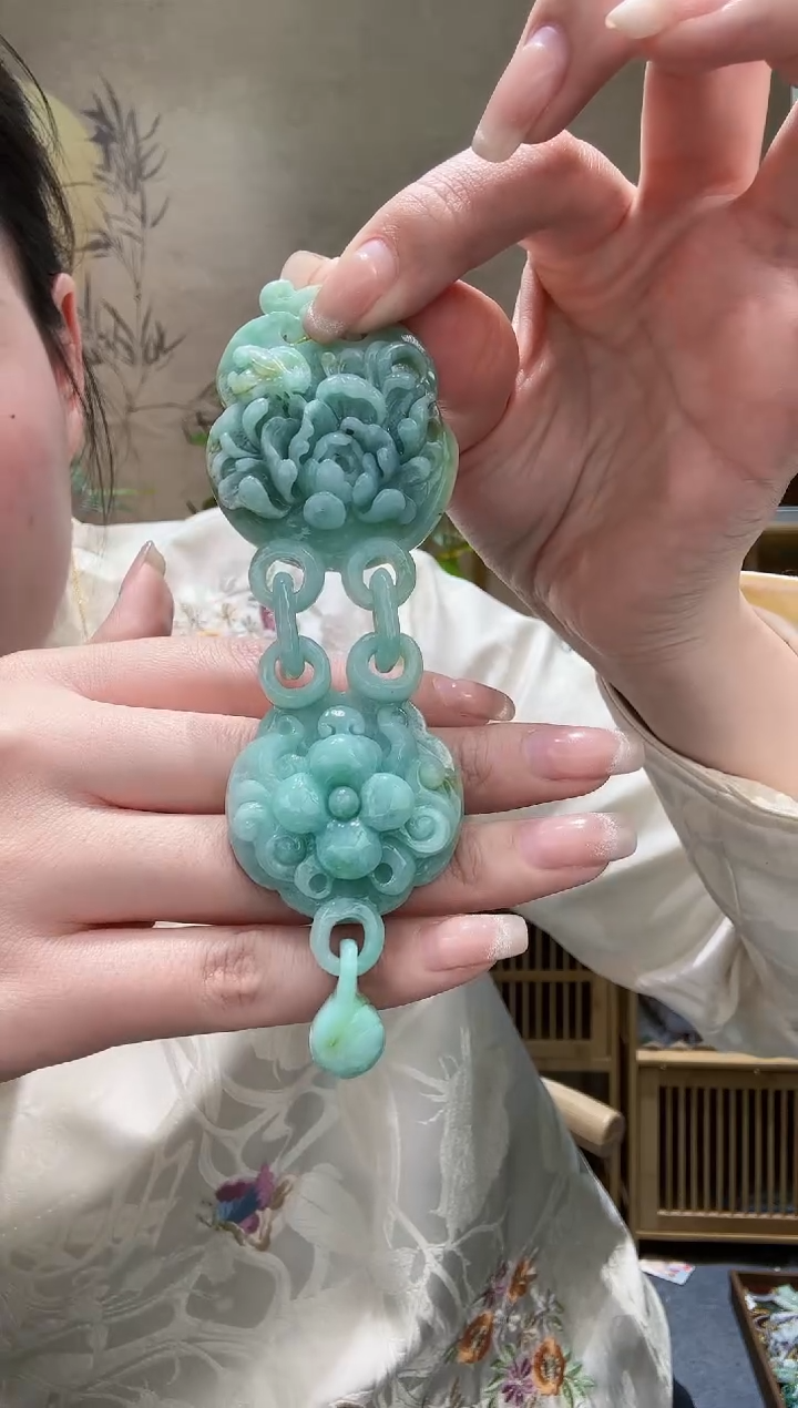 【闪购商品】翡翠颈饰未镶嵌吊坠