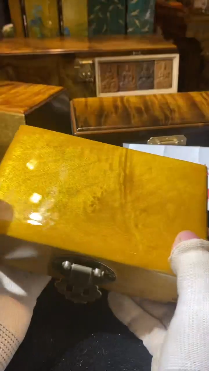 金丝楠金砖盒（16*10*6）125