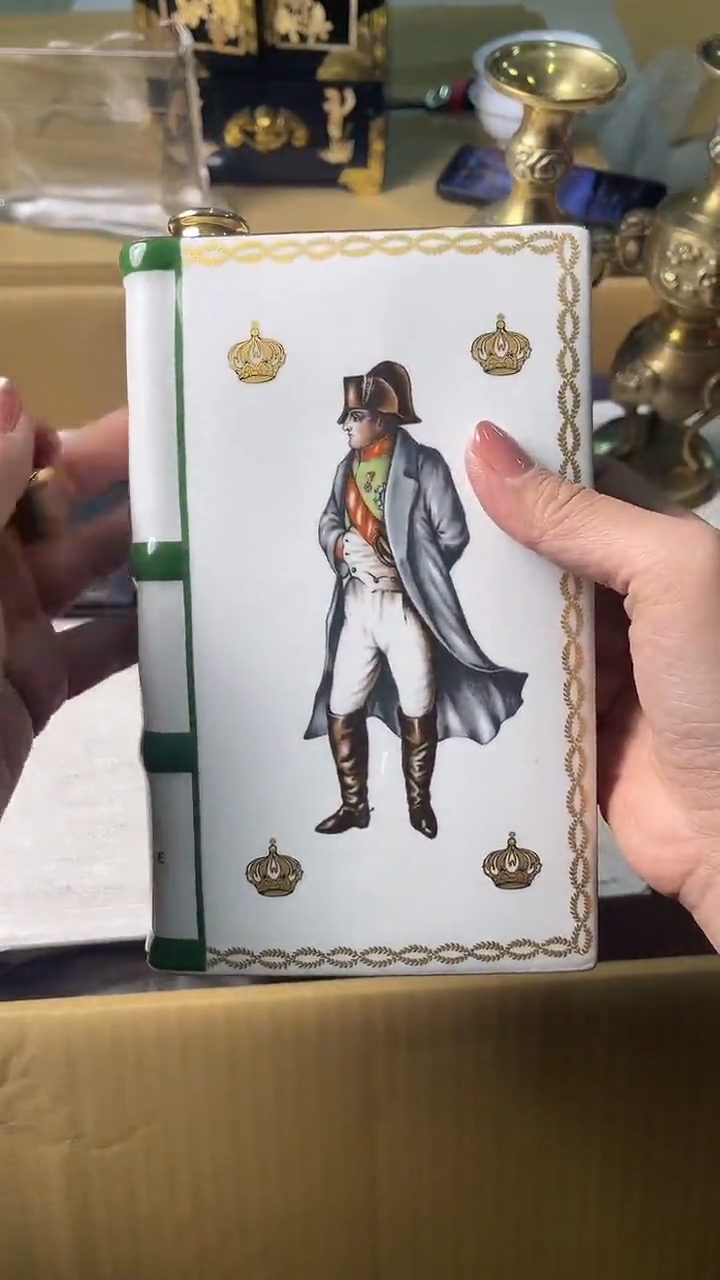 我****拉中古杂项默认微瑕，满18包邮