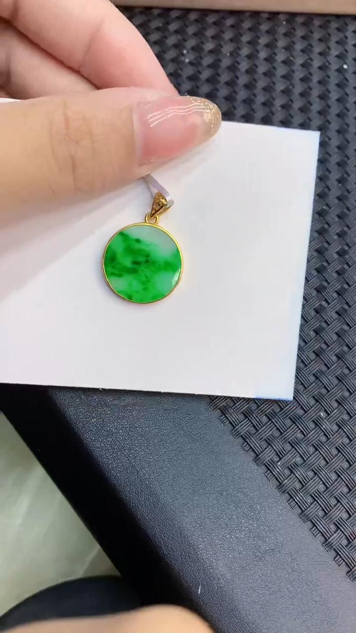 翡翠银S925镶嵌颈饰             8
