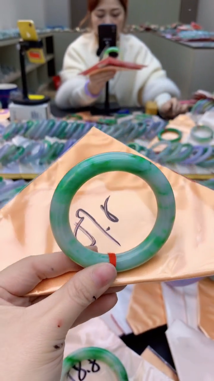 【闪购商品】翡翠手镯未镶嵌0381047226