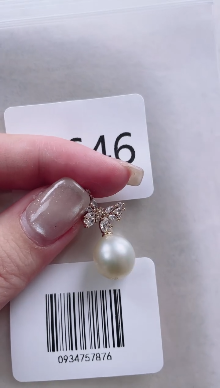 【闪购商品】海水珍珠吊坠银S925镶嵌S646