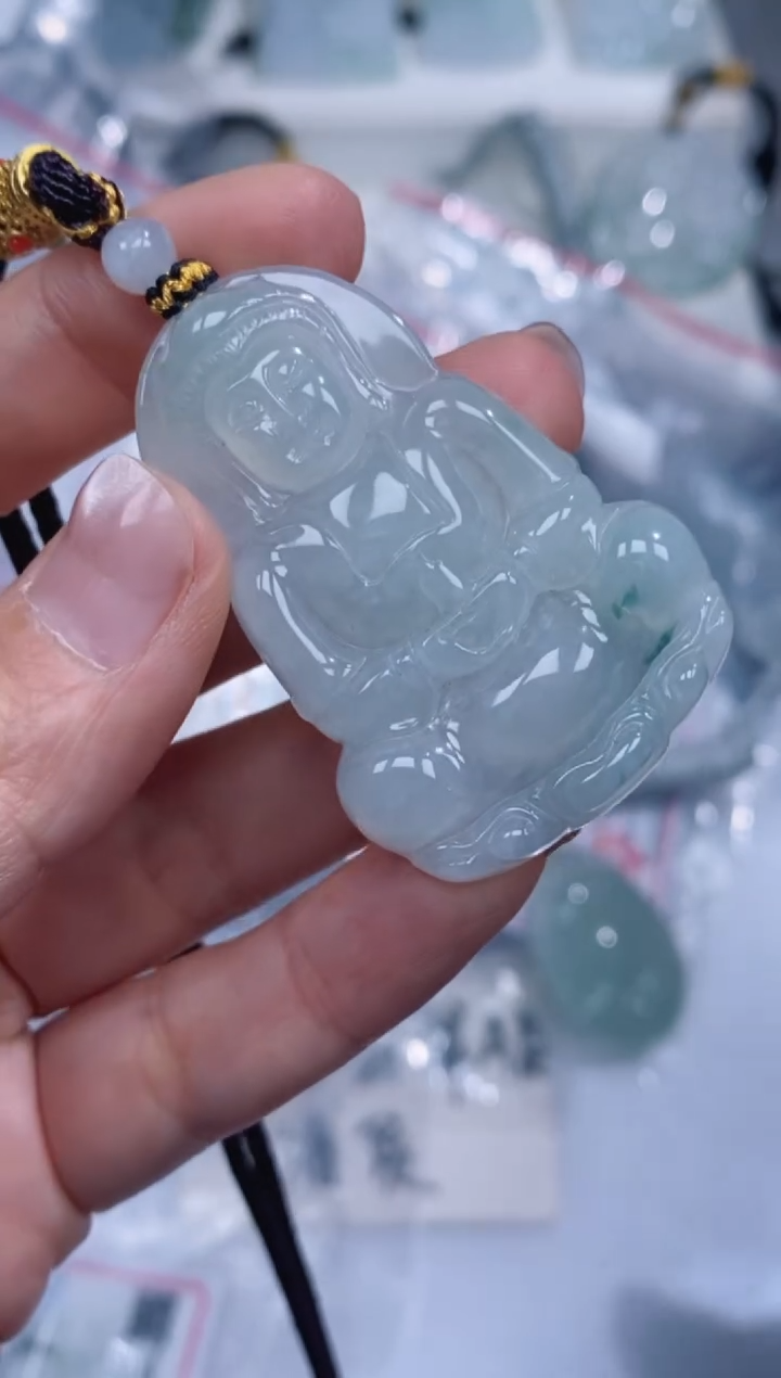 颈饰未镶嵌翡翠吊坠