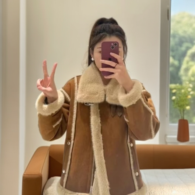 女翻领短款冬季加绒加厚保暖休闲时尚百搭毛毛外套上衣