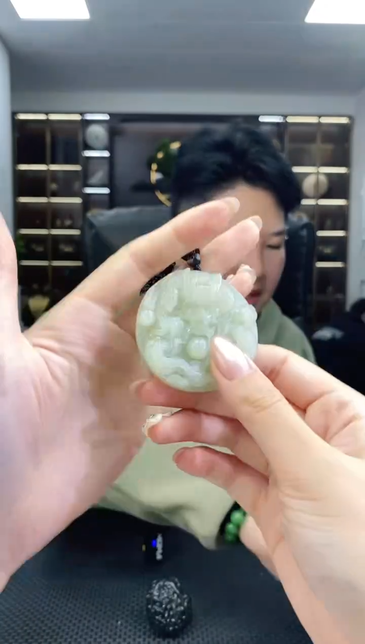 颈饰未镶嵌和田玉3