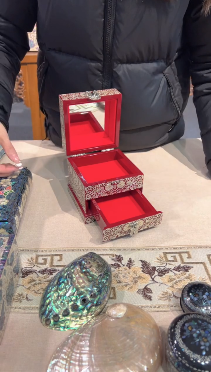 【闪购商品】红底寿·弘贝雅螺钿漆器文化馆