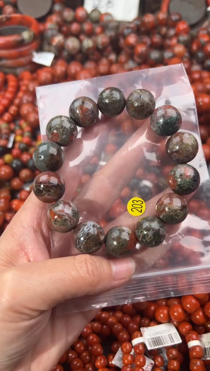 南红玛瑙手串未镶嵌15+