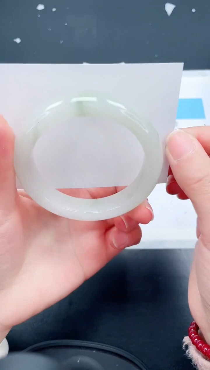 【闪购商品】石英质玉手镯未镶嵌355-54