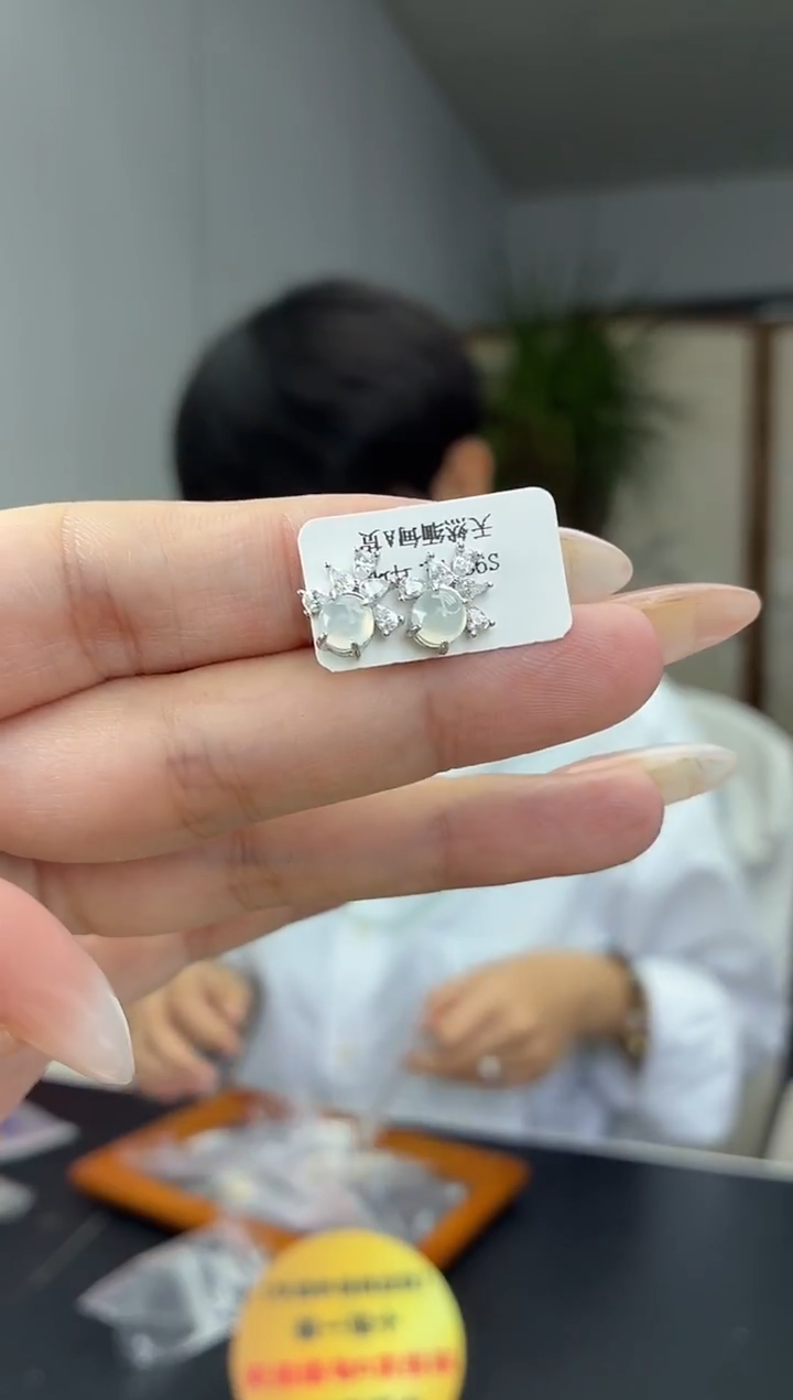 颈饰银S925镶嵌翡翠111111111