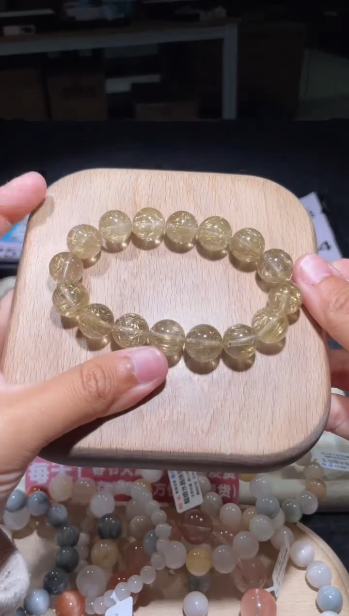 【闪购商品】水晶手链未镶嵌256号多样性发货一C 13+